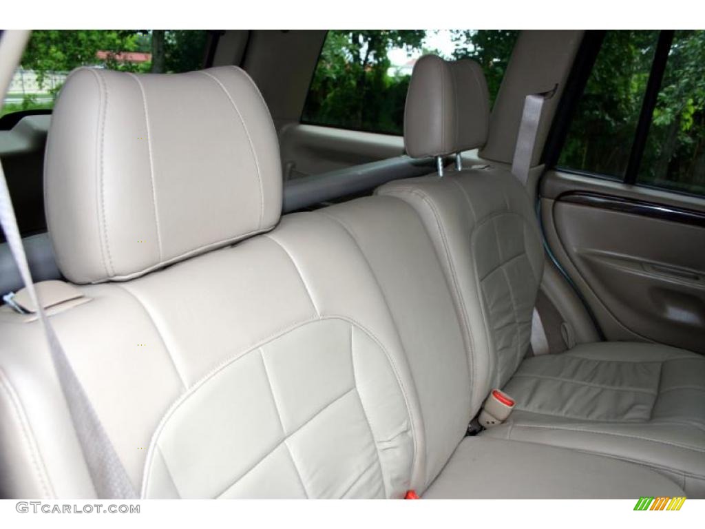 2004 Grand Cherokee Limited 4x4 - Onyx Green Pearl / Taupe photo #51