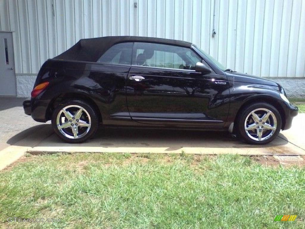 2005 PT Cruiser GT Convertible - Black / Taupe/Pearl Beige photo #17