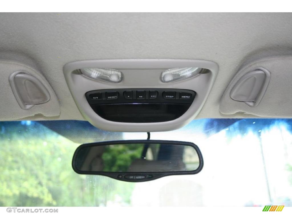 2004 Grand Cherokee Limited 4x4 - Onyx Green Pearl / Taupe photo #59