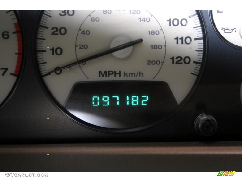 2004 Grand Cherokee Limited 4x4 - Onyx Green Pearl / Taupe photo #78