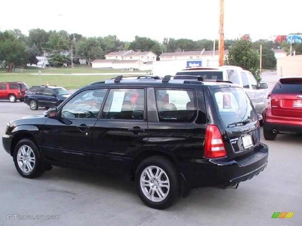 2005 Forester 2.5 XT - Obsidian Black Pearl / Off Black photo #1