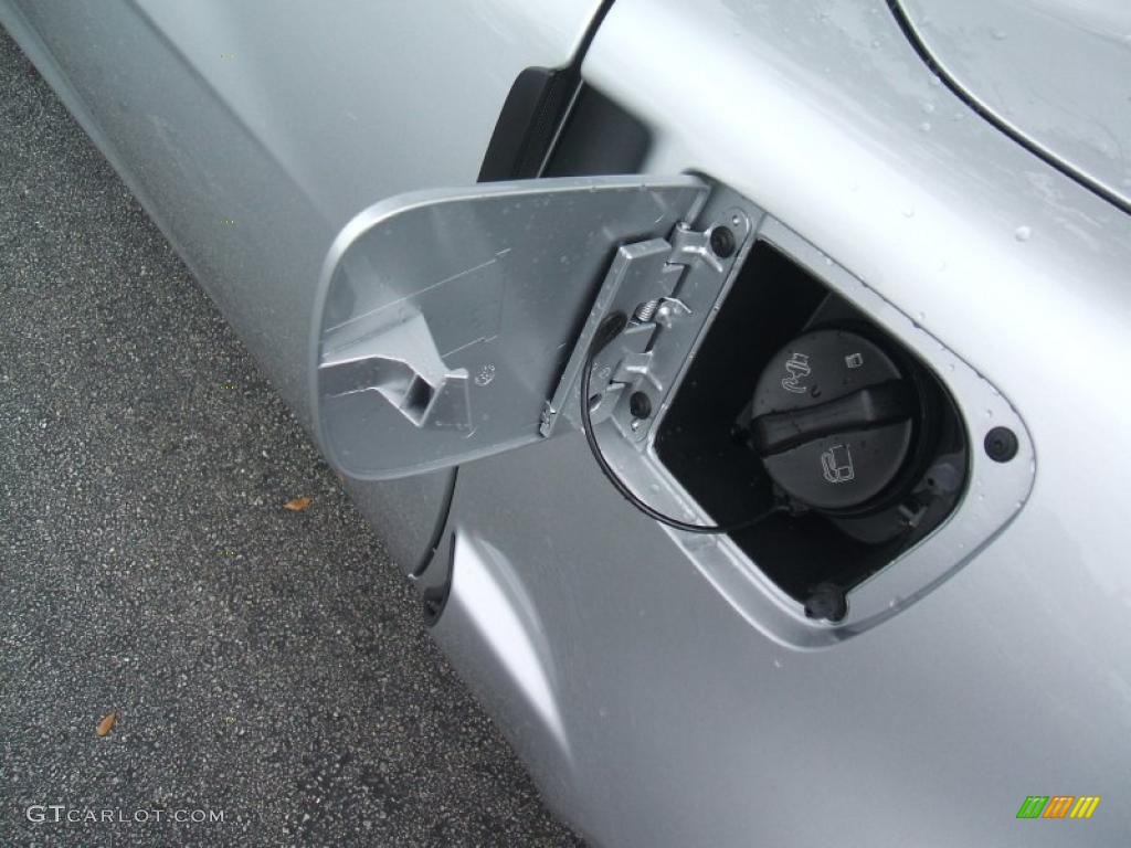 2011 Corvette Grand Sport Convertible - Blade Silver Metallic / Ebony Black/Titanium photo #25