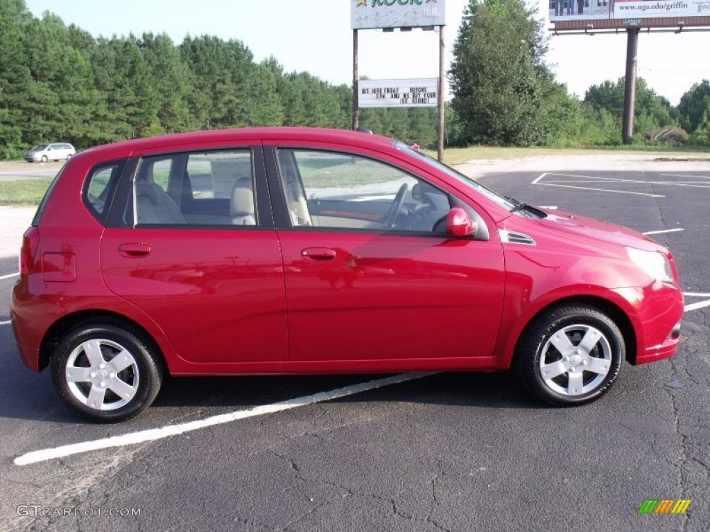 2010 Aveo Aveo5 LT - Sport Red / Neutral photo #6