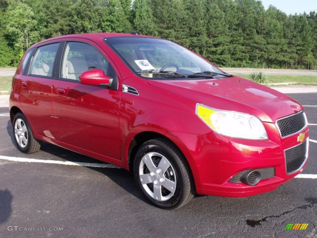 2010 Aveo Aveo5 LT - Sport Red / Neutral photo #7