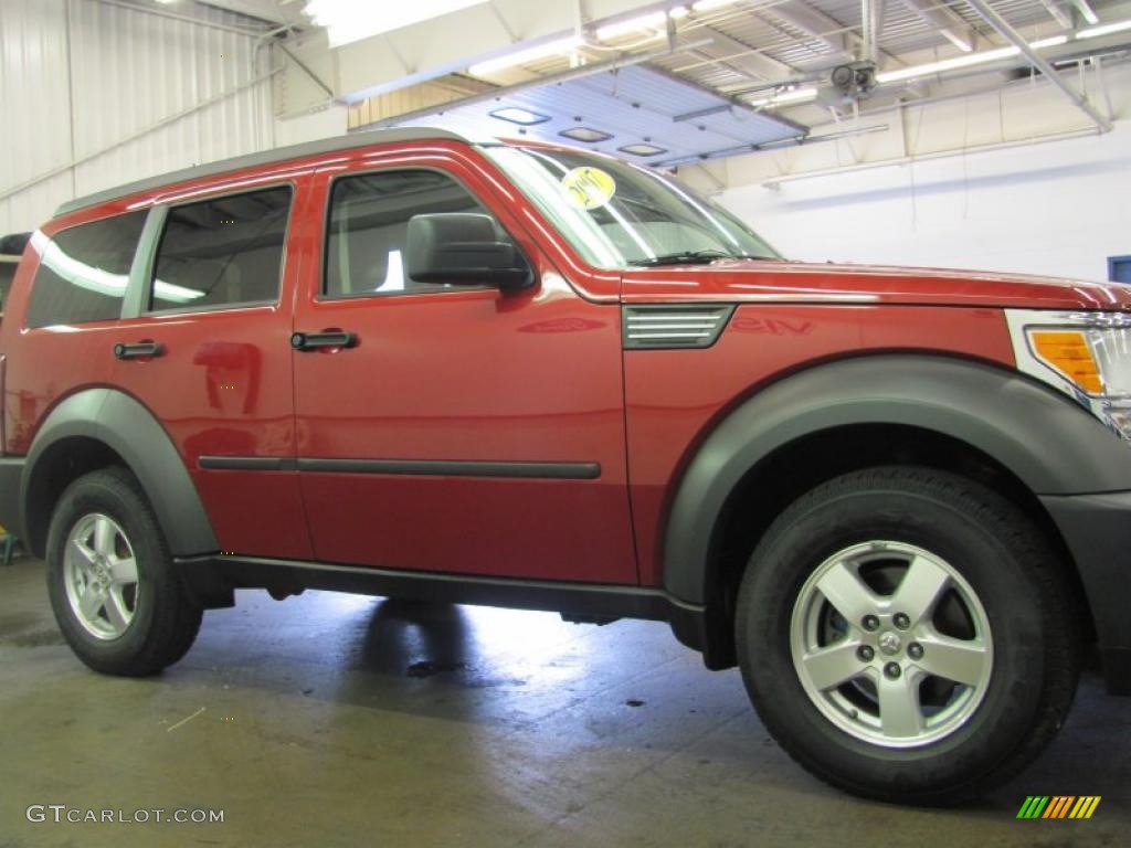 2007 Nitro SXT 4x4 - Inferno Red Crystal Pearl / Dark Slate Gray/Light Slate Gray photo #15