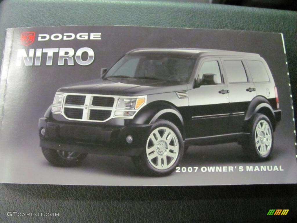 2007 Nitro SXT 4x4 - Inferno Red Crystal Pearl / Dark Slate Gray/Light Slate Gray photo #30