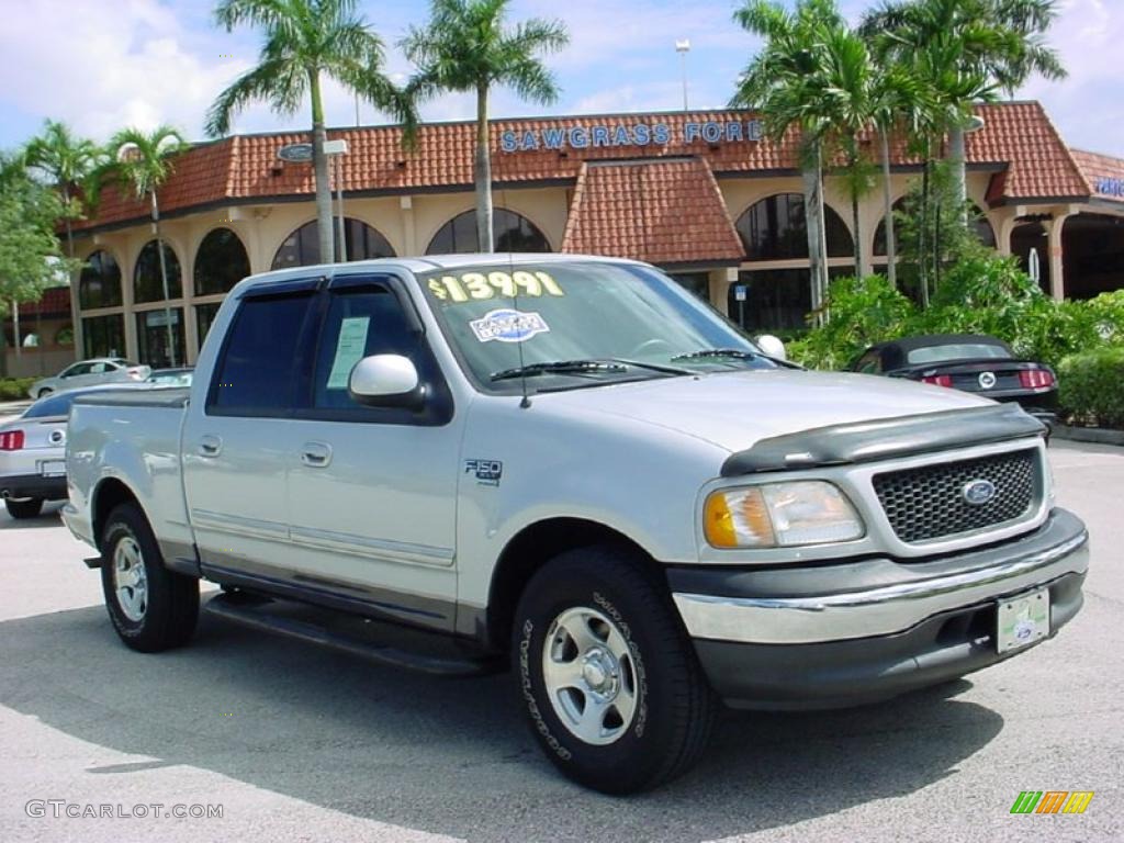 2001 F150 XLT SuperCrew - Silver Metallic / Medium Graphite photo #1