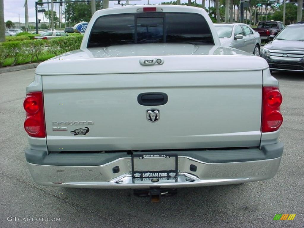 2005 Dakota SLT Quad Cab - Bright Silver Metallic / Medium Slate Gray photo #4