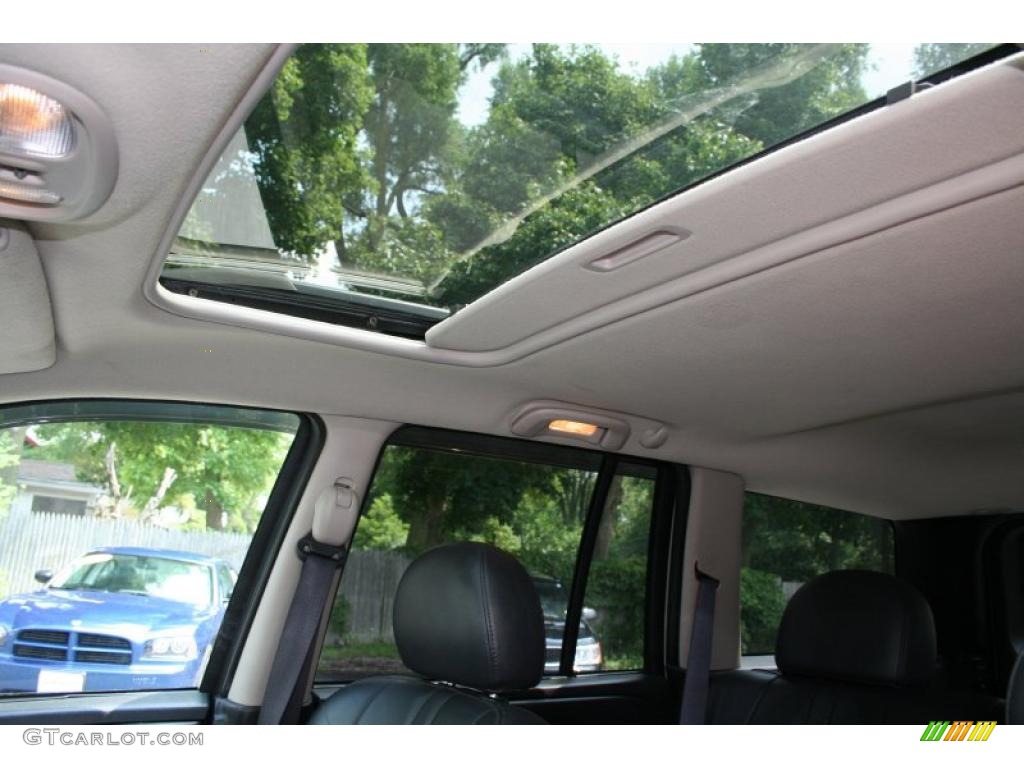 2003 Grand Cherokee Laredo 4x4 - Light Pewter Metallic / Dark Slate Gray photo #16