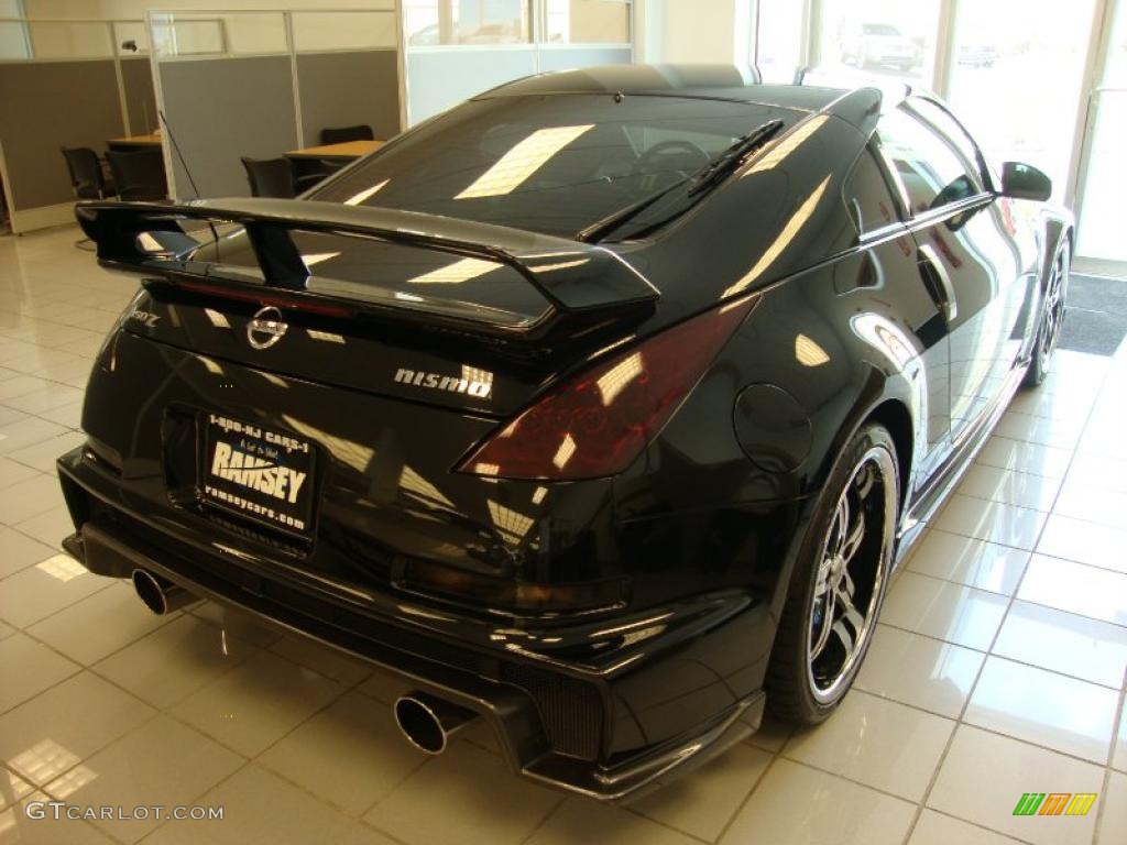 2008 350Z NISMO Coupe - Magnetic Black / NISMO Black/Red photo #8