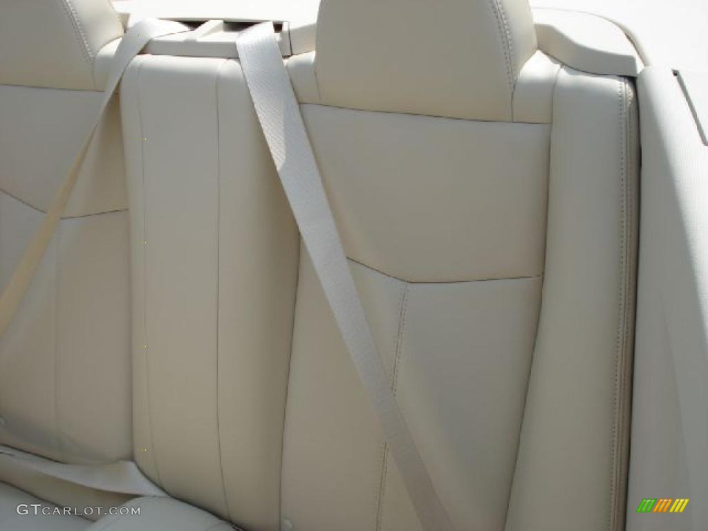 2010 Sebring Limited Hardtop Convertible - Inferno Red Crystal Pearl / Medium Pebble Beige/Cream photo #11