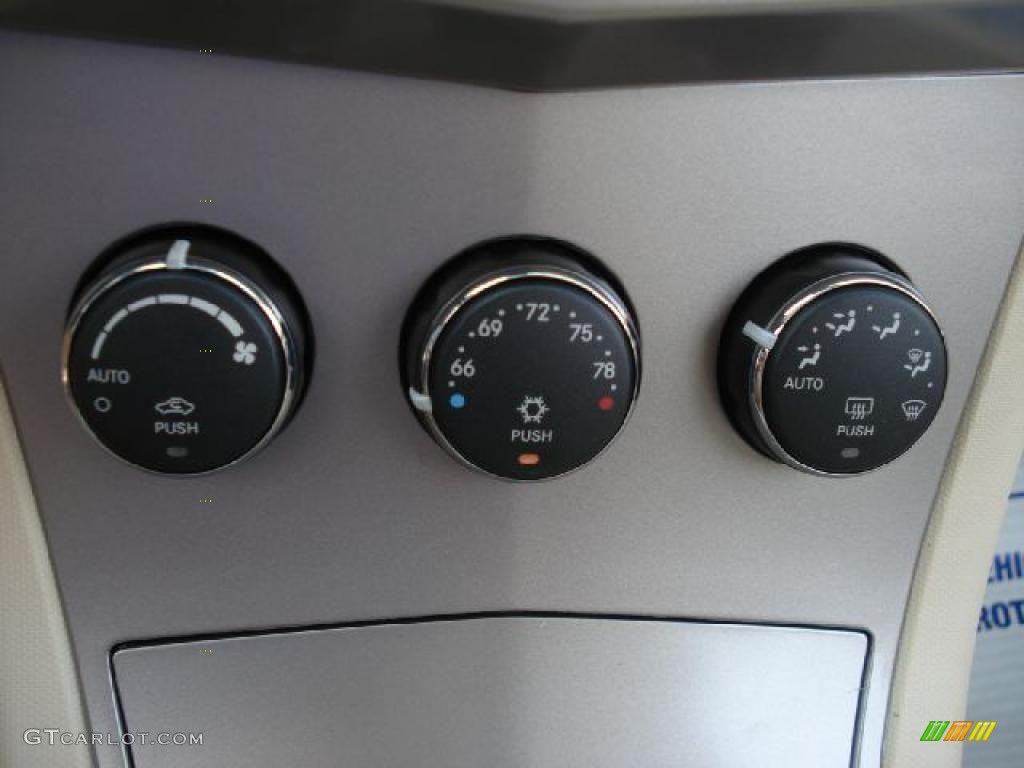 2010 Sebring Limited Hardtop Convertible - Inferno Red Crystal Pearl / Medium Pebble Beige/Cream photo #18