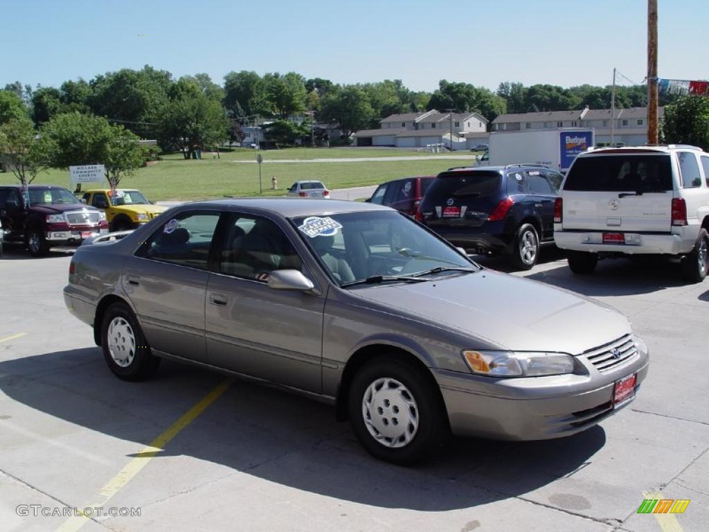 1999 Camry CE - Sable Pearl / Gray photo #3