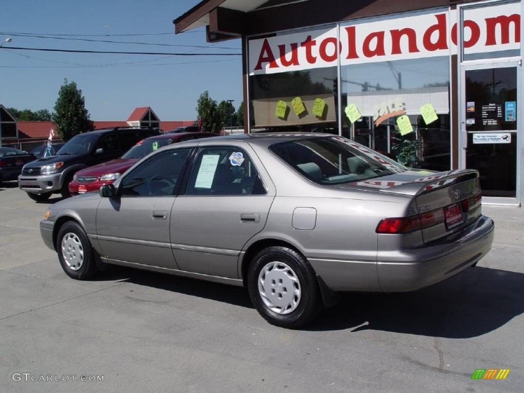 1999 Camry CE - Sable Pearl / Gray photo #4