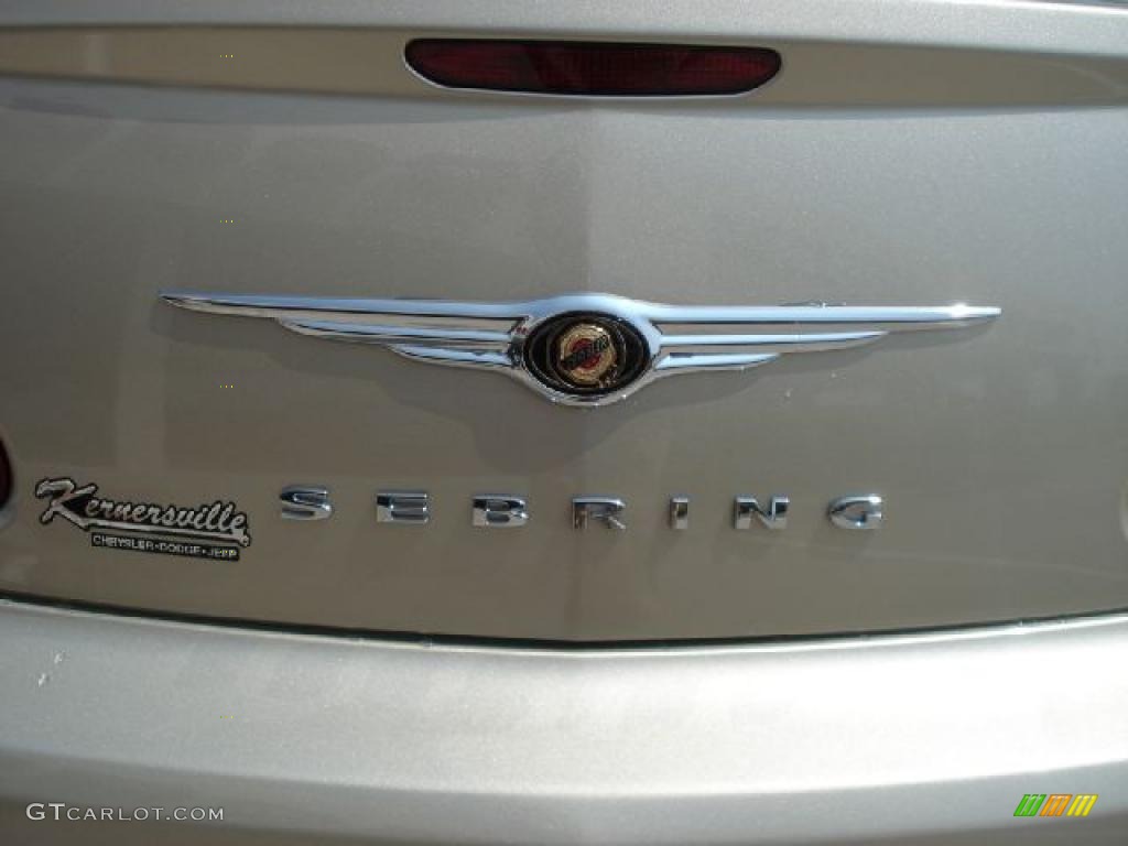 2010 Sebring Limited Sedan - White Gold / Medium Pebble Beige/Cream photo #9