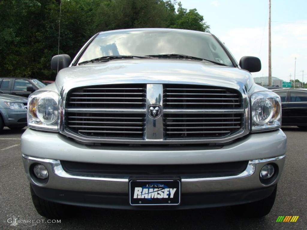 2008 Ram 1500 Big Horn Edition Quad Cab 4x4 - Bright Silver Metallic / Medium Slate Gray photo #2