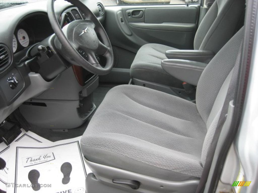 2006 Town & Country  - Bright Silver Metallic / Medium Slate Gray photo #15