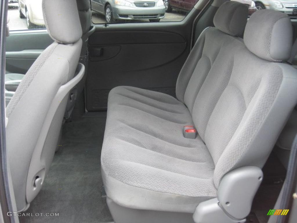 2006 Town & Country  - Bright Silver Metallic / Medium Slate Gray photo #16