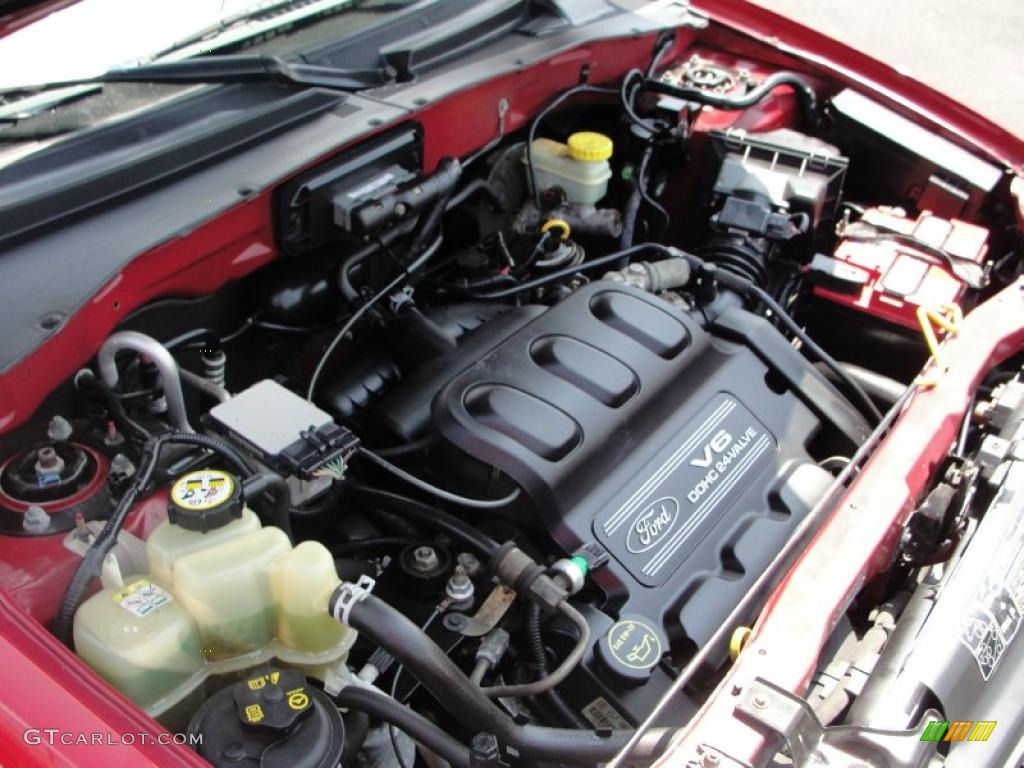 2001 Escape XLT V6 4WD - Bright Red Metallic / Medium Graphite Grey photo #18