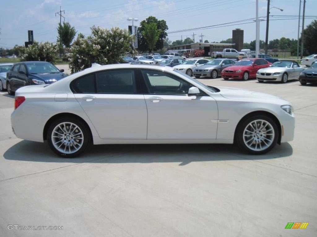 2011 7 Series 740i Sedan - Alpine White / Oyster/Black Nappa Leather photo #4