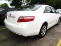 Super White - Camry CE Photo No. 3