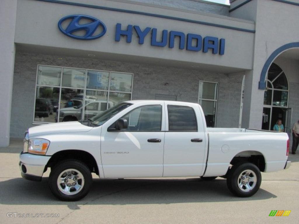 2006 Ram 1500 SLT Quad Cab 4x4 - Bright White / Medium Slate Gray photo #3