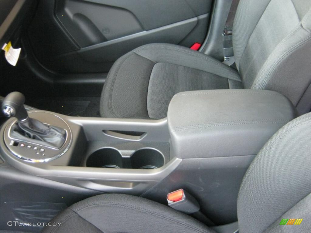 2011 Sportage LX - Twilight Blue / Black photo #12