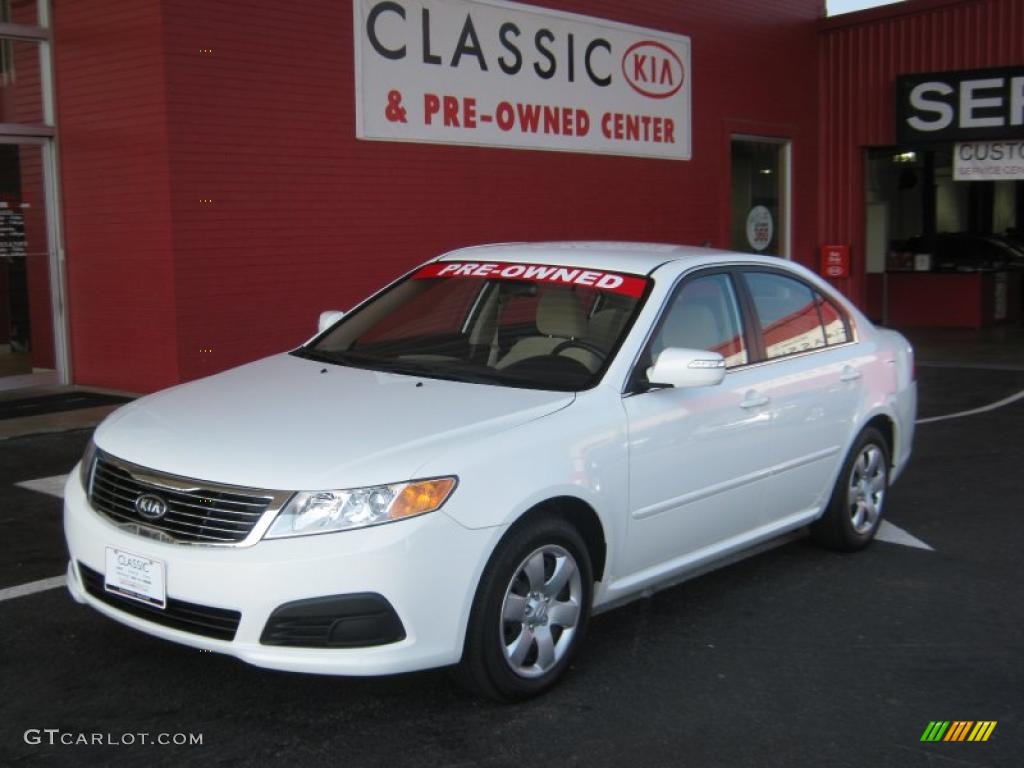 2010 Optima LX - Clear White / Beige photo #1