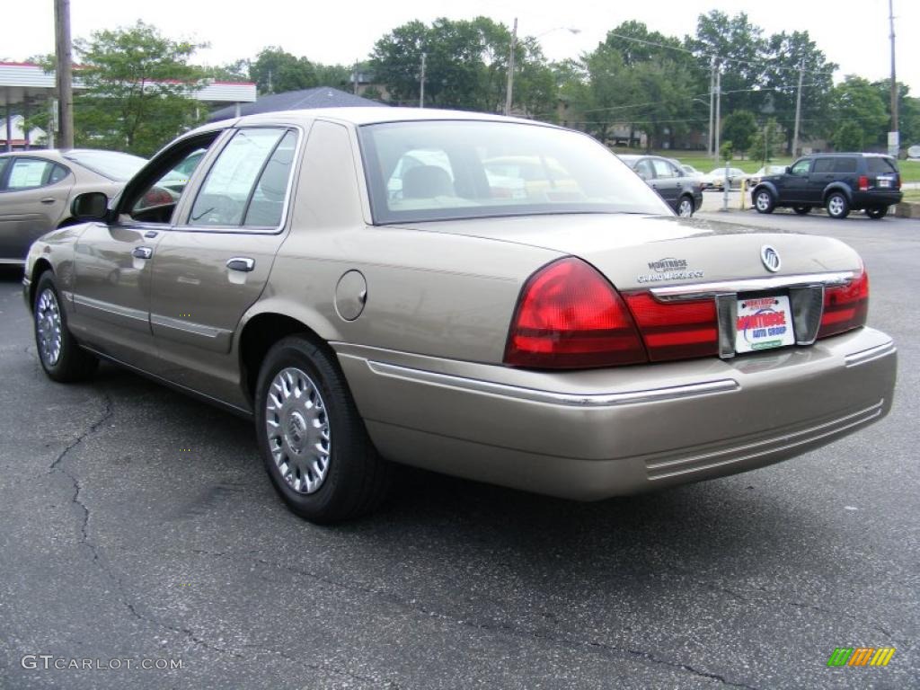 2004 Grand Marquis GS - Arizona Beige Metallic / Medium Parchment photo #3