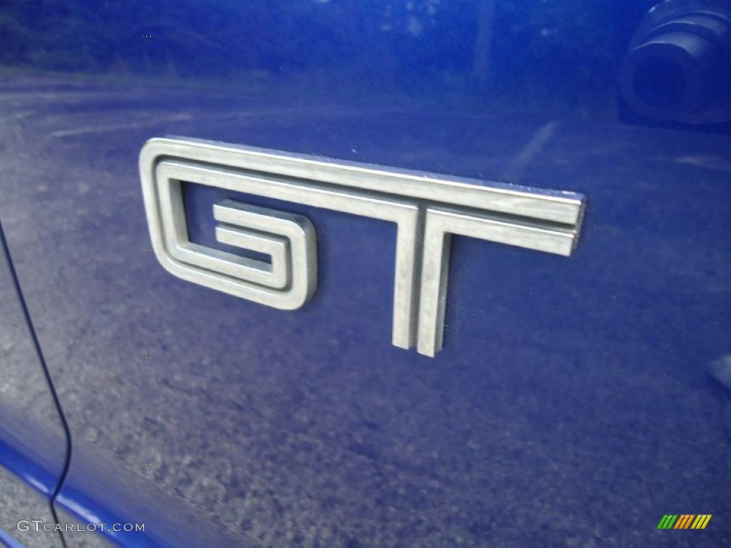 2005 Mustang GT Premium Coupe - Sonic Blue Metallic / Light Graphite photo #17