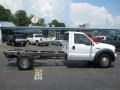 2006 Oxford White Ford F350 Super Duty XLT Regular Cab Dually Chassis  photo #6
