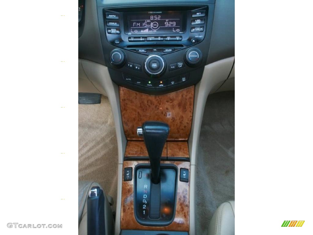 2003 Accord EX-L Sedan - Desert Mist Metallic / Ivory photo #17