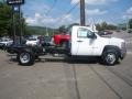 Summit White - Silverado 3500HD Regular Cab Chassis 4x4 Dually Photo No. 4