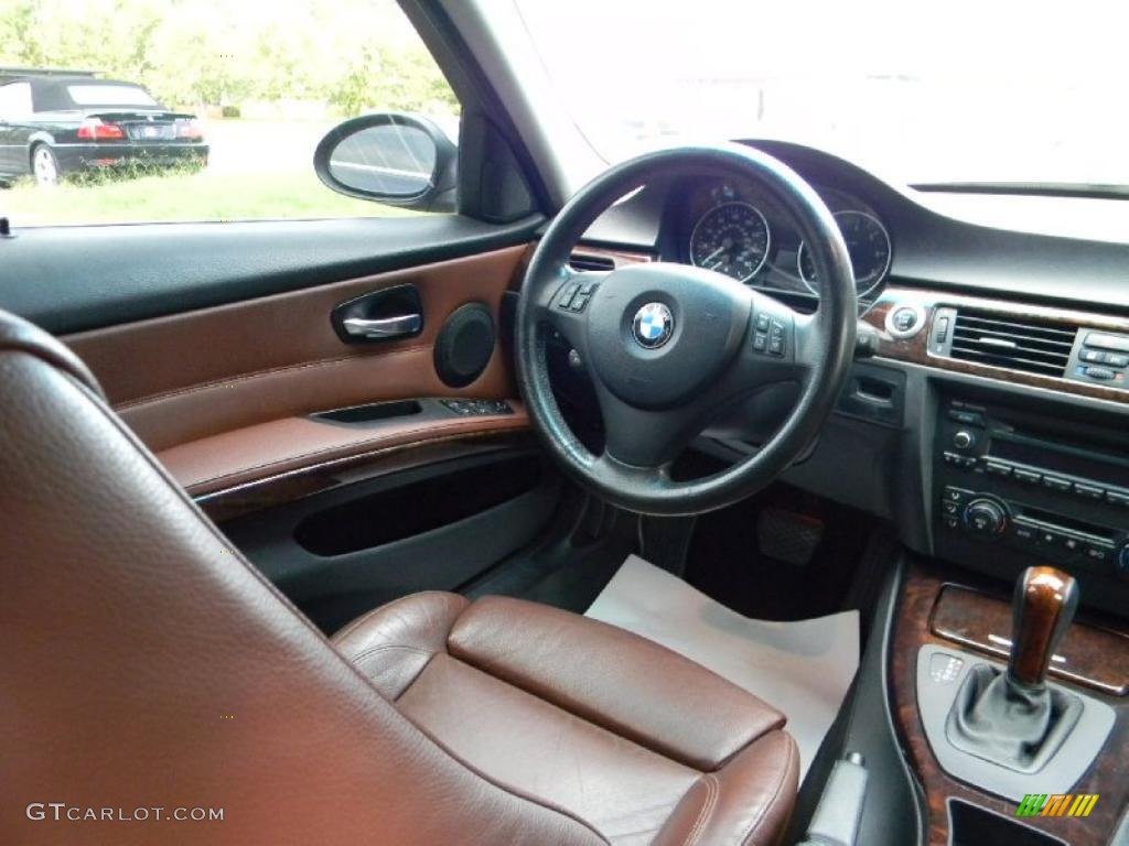 2006 3 Series 330i Sedan - Monaco Blue Metallic / Terra/Black Dakota Leather photo #9