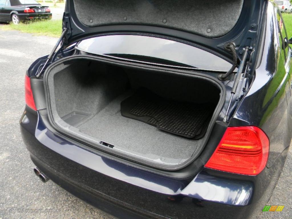 2006 3 Series 330i Sedan - Monaco Blue Metallic / Terra/Black Dakota Leather photo #17