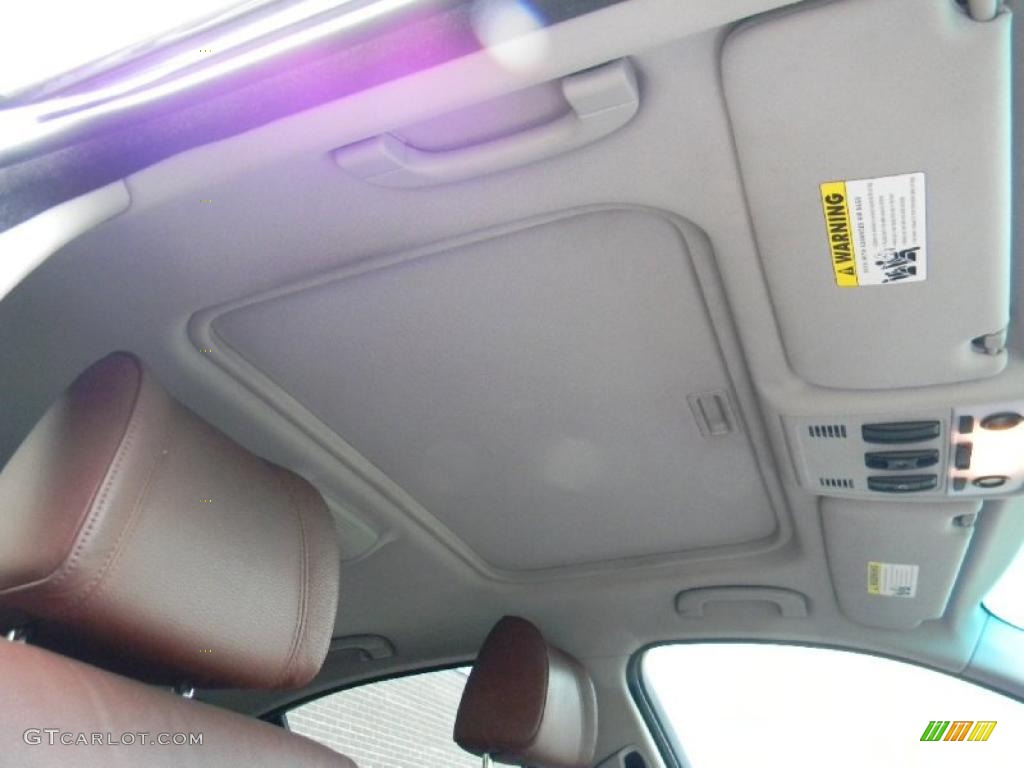 2006 3 Series 330i Sedan - Monaco Blue Metallic / Terra/Black Dakota Leather photo #21