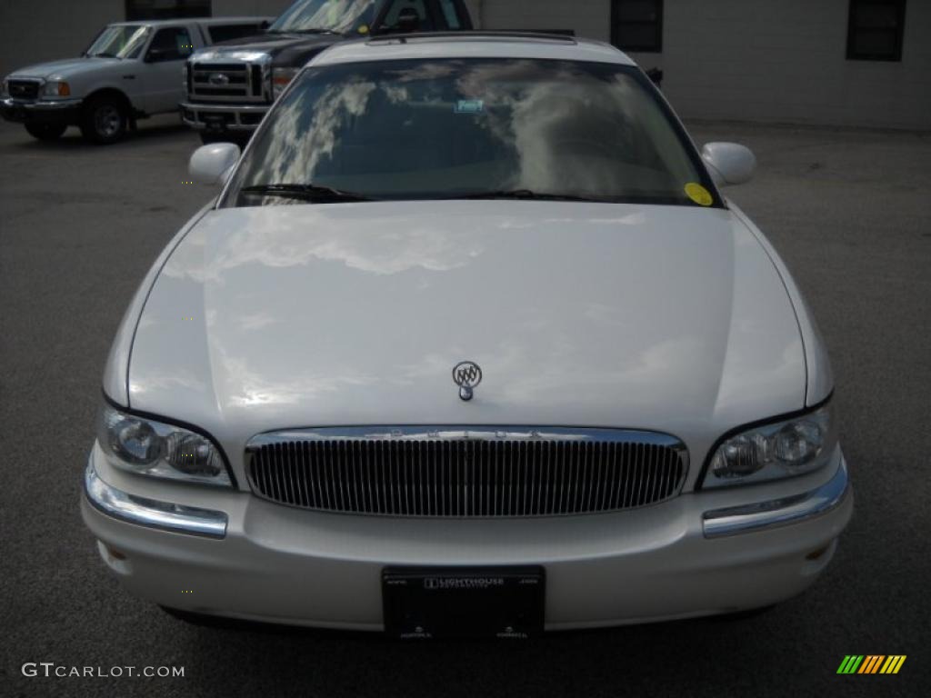 2004 Park Avenue  - White Diamond Pearl / Light Cashmere photo #4