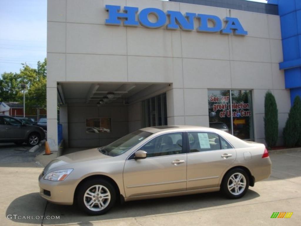 2007 Accord EX Sedan - Desert Mist Metallic / Ivory photo #1
