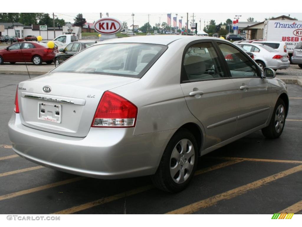 2009 Spectra EX Sedan - Bright Silver Metallic / Gray photo #26