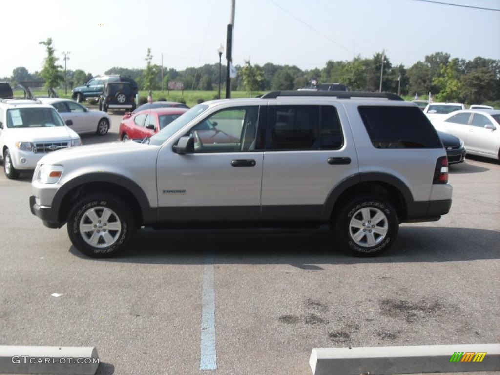 2006 Explorer XLT 4x4 - Silver Birch Metallic / Stone photo #3