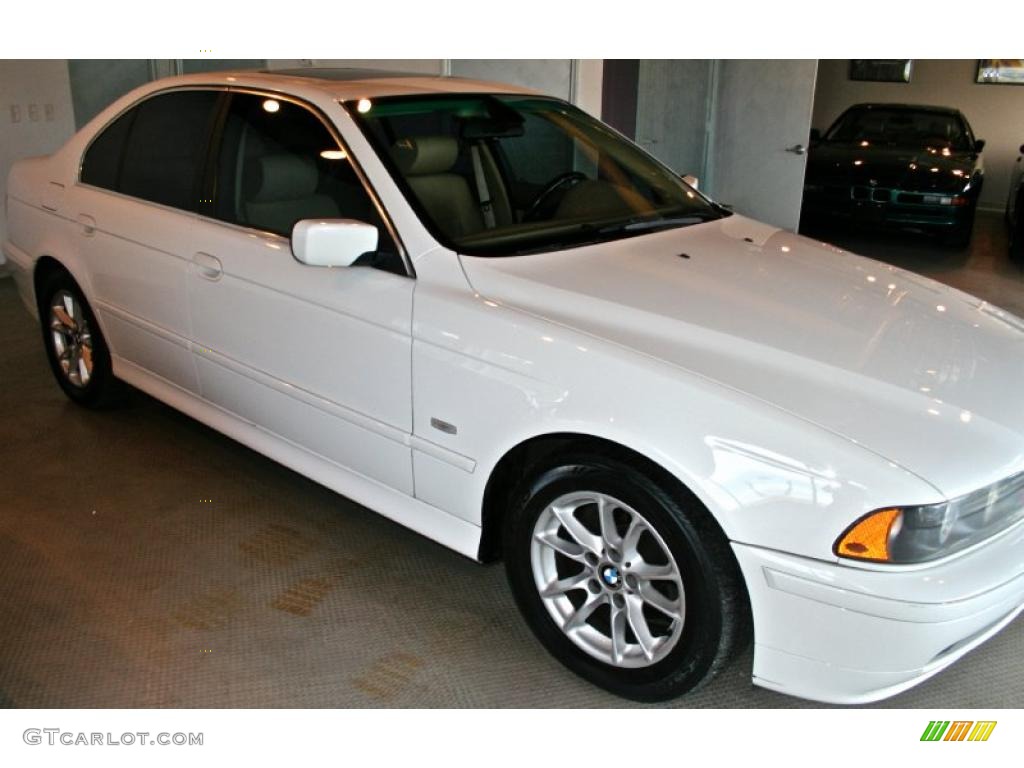2003 5 Series 525i Sedan - Alpine White / Sand Beige photo #6