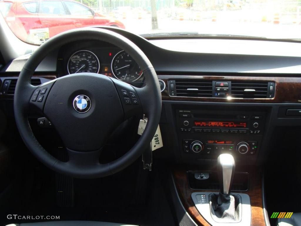 2010 3 Series 335i xDrive Sedan - Titanium Silver Metallic / Black photo #32