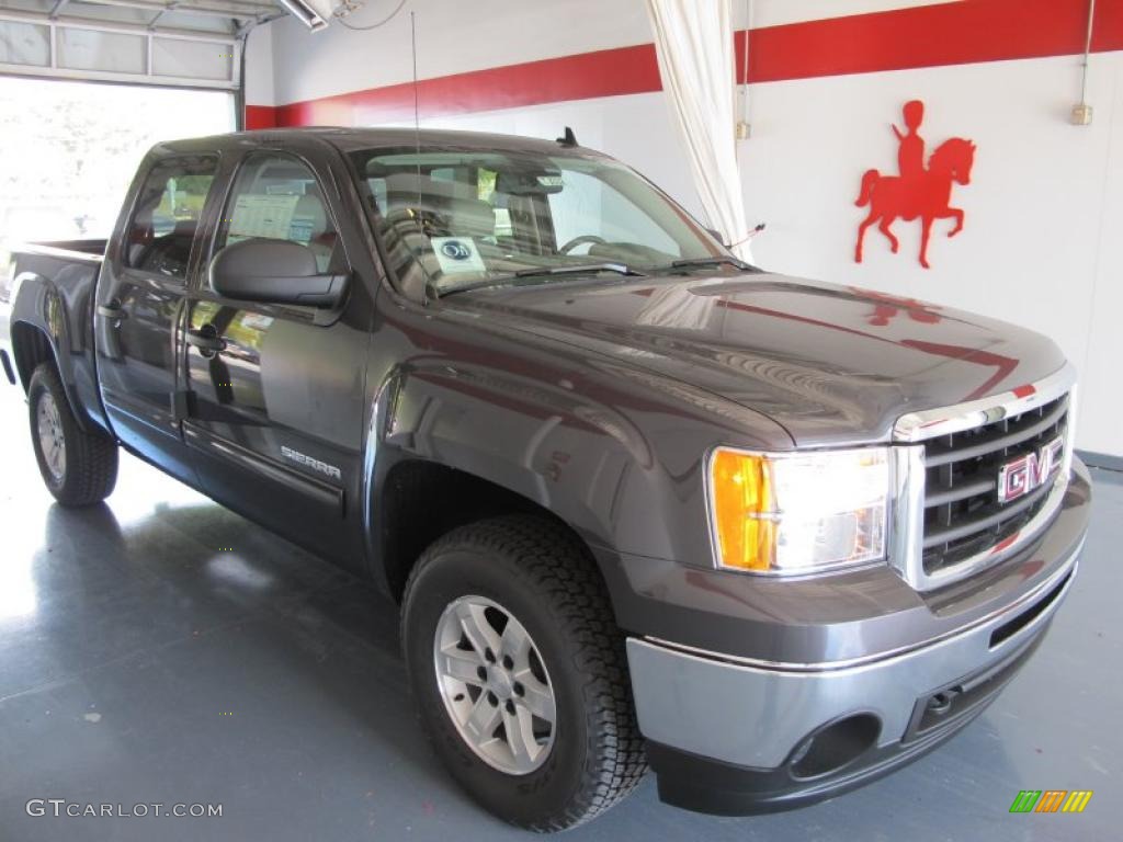 Storm Gray Metallic GMC Sierra 1500