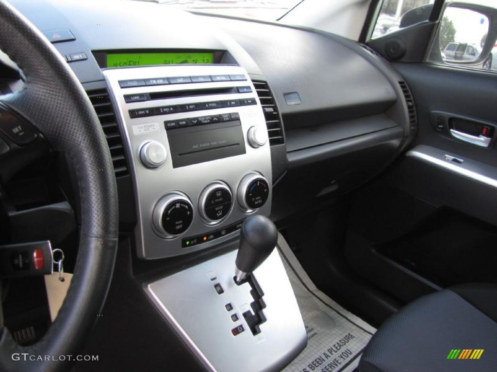 2007 MAZDA5 Touring - Stellar Greensilver Metallic / Black photo #9