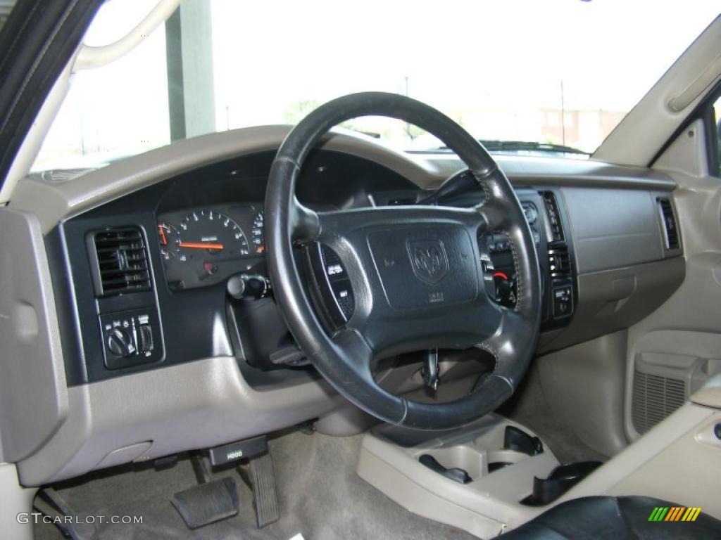 2003 Dakota Stampede Club Cab - Black / Dark Slate Gray photo #18