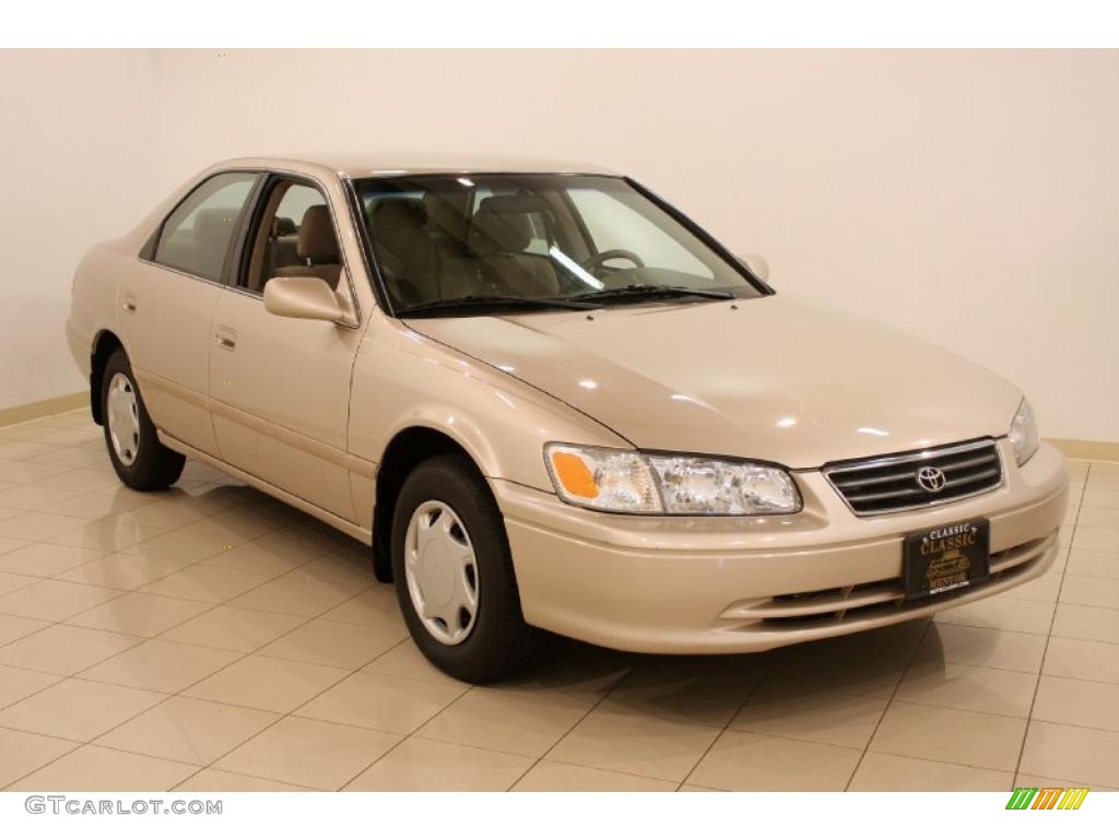 2000 Camry CE - Cashmere Beige Metallic / Oak photo #1