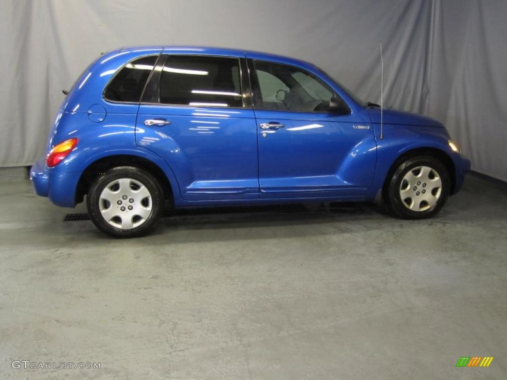 2004 PT Cruiser  - Electric Blue Pearlcoat / Dark Slate Gray photo #4