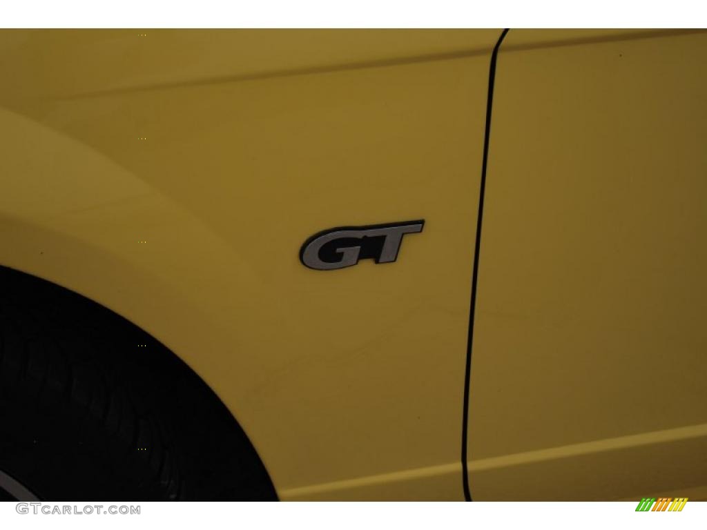 2003 Mustang GT Coupe - Zinc Yellow / Dark Charcoal photo #11
