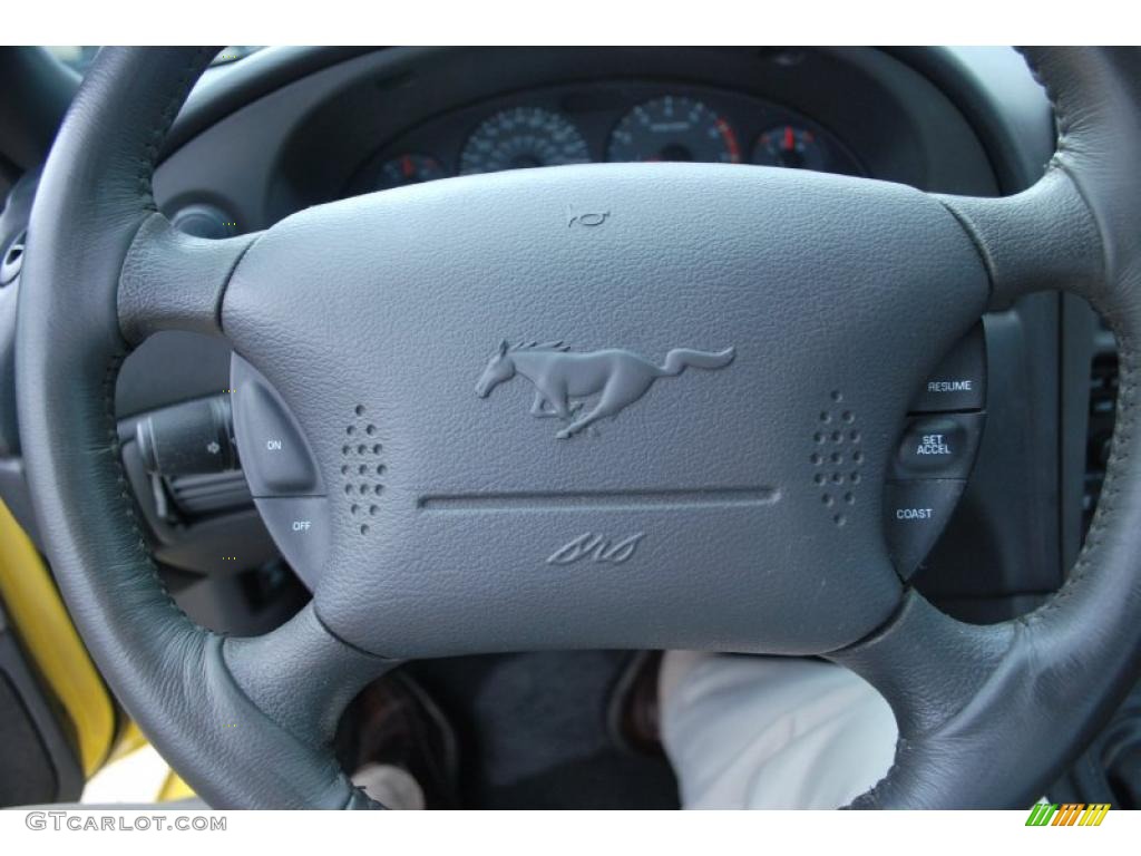 2003 Mustang GT Coupe - Zinc Yellow / Dark Charcoal photo #18