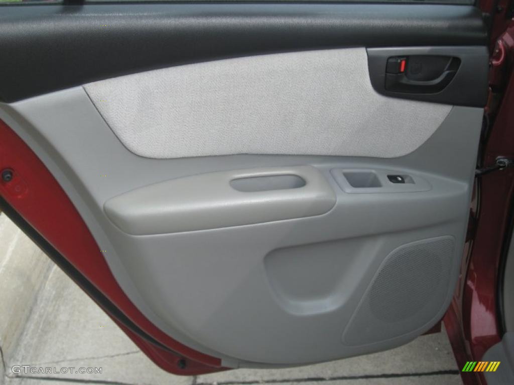2006 Optima LX - Radiant Red / Gray photo #9